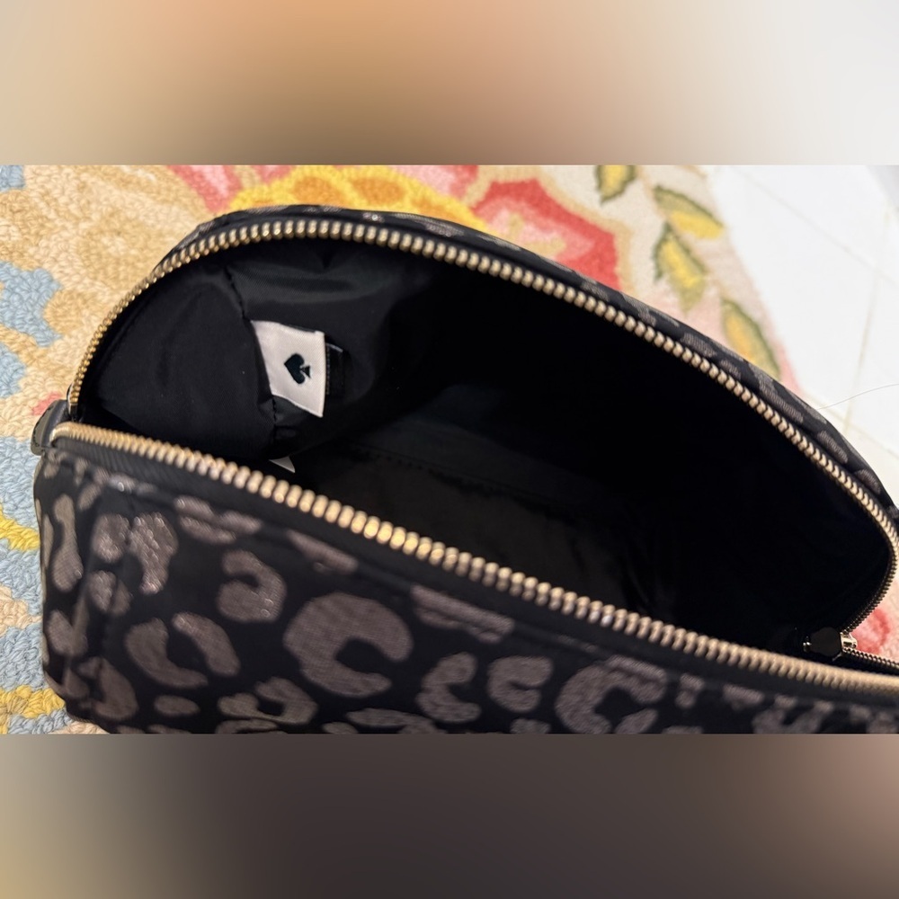 KATE SPADE Chelsea Medium Metallic Black Leopard Print Zip Pouch W/ Wristlet - Picture 14 of 16